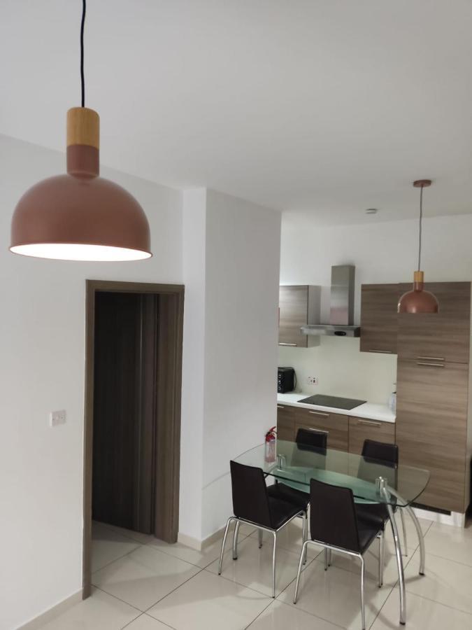 Hampton Court, Block C, N.2 Διαμέρισμα Σεντ Πόλς Μπέι Εξωτερικό φωτογραφία