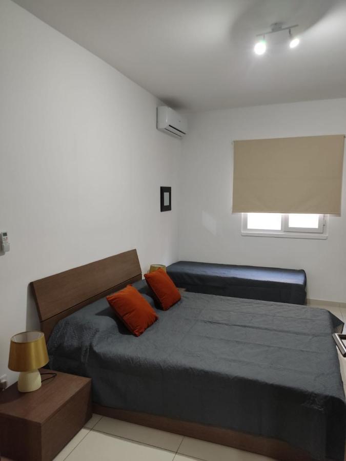 Hampton Court, Block C, N.2 Διαμέρισμα Σεντ Πόλς Μπέι Εξωτερικό φωτογραφία